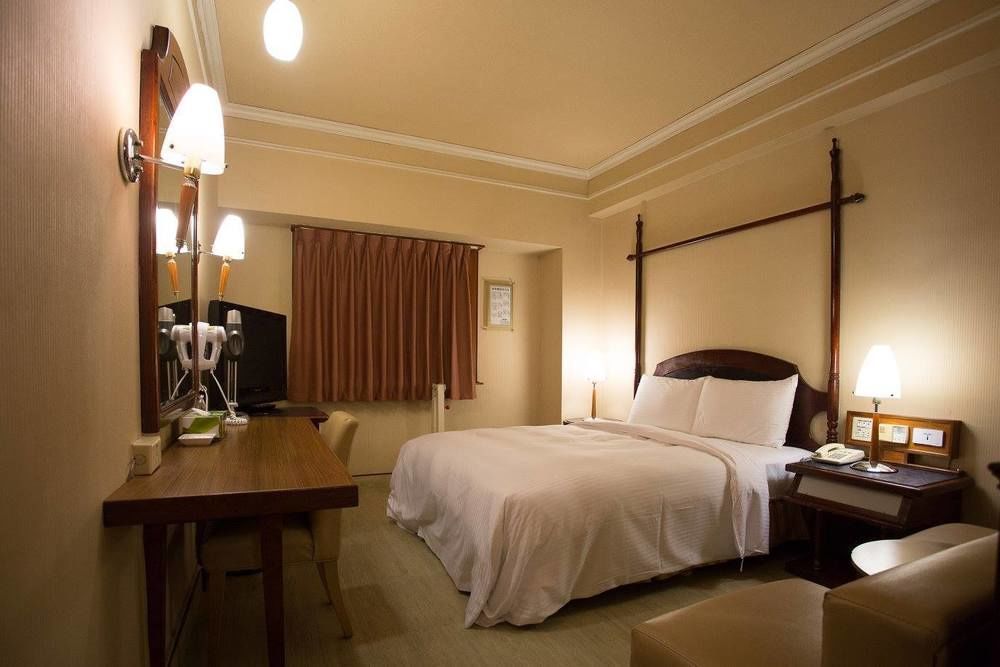 種子商旅 Hotell Kaohsiung Exteriör bild