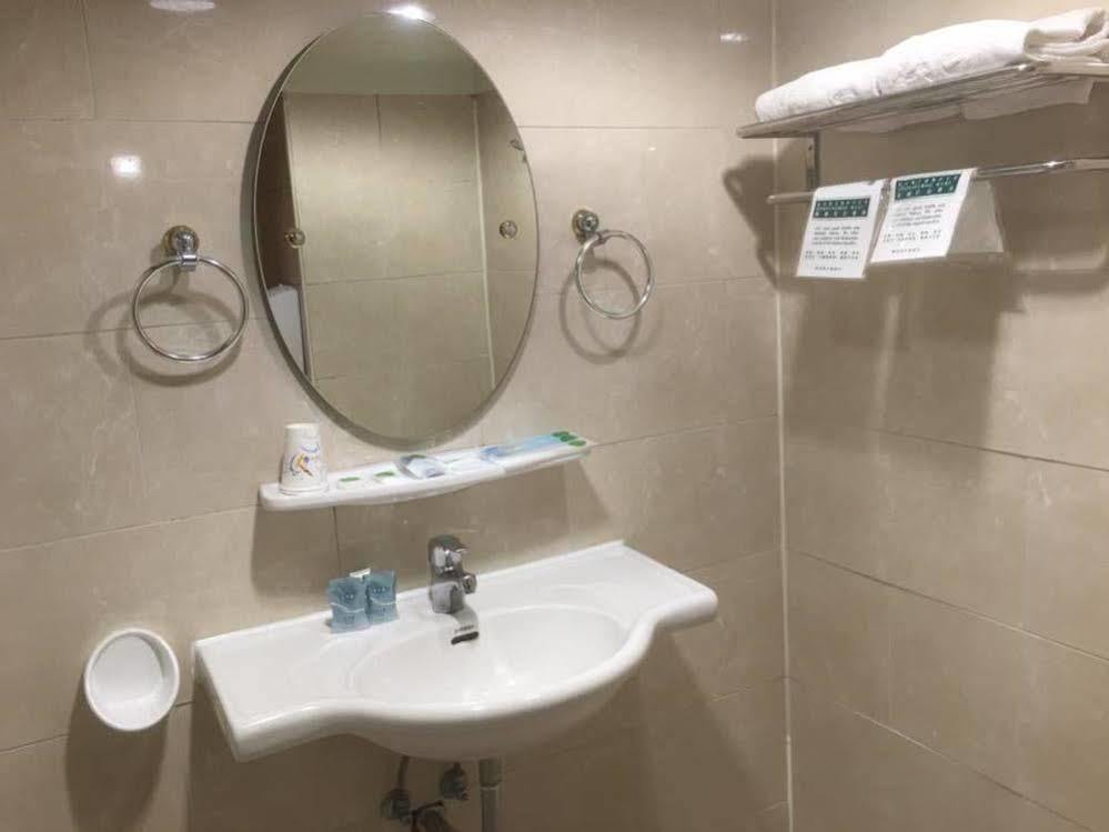 種子商旅 Hotell Kaohsiung Exteriör bild